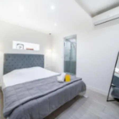 Beautiful - Croisette Gray Albion - 1br2p